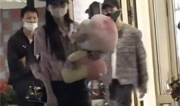 刘大锤直播爆料肖战视频,肖战幕后视频曝光引热议