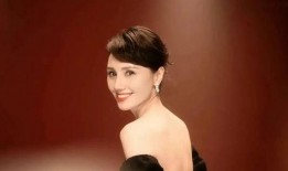 明星进娱乐圈是为了吃瓜,为吃瓜还是为梦想？揭秘娱乐圈背后的真相