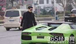 网红千万粉丝豪车吃瓜,揭秘网红圈层生活点滴