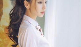 圈内爆料吕小雨是谁,吕小雨，娱乐圈新晋小花背后的故事